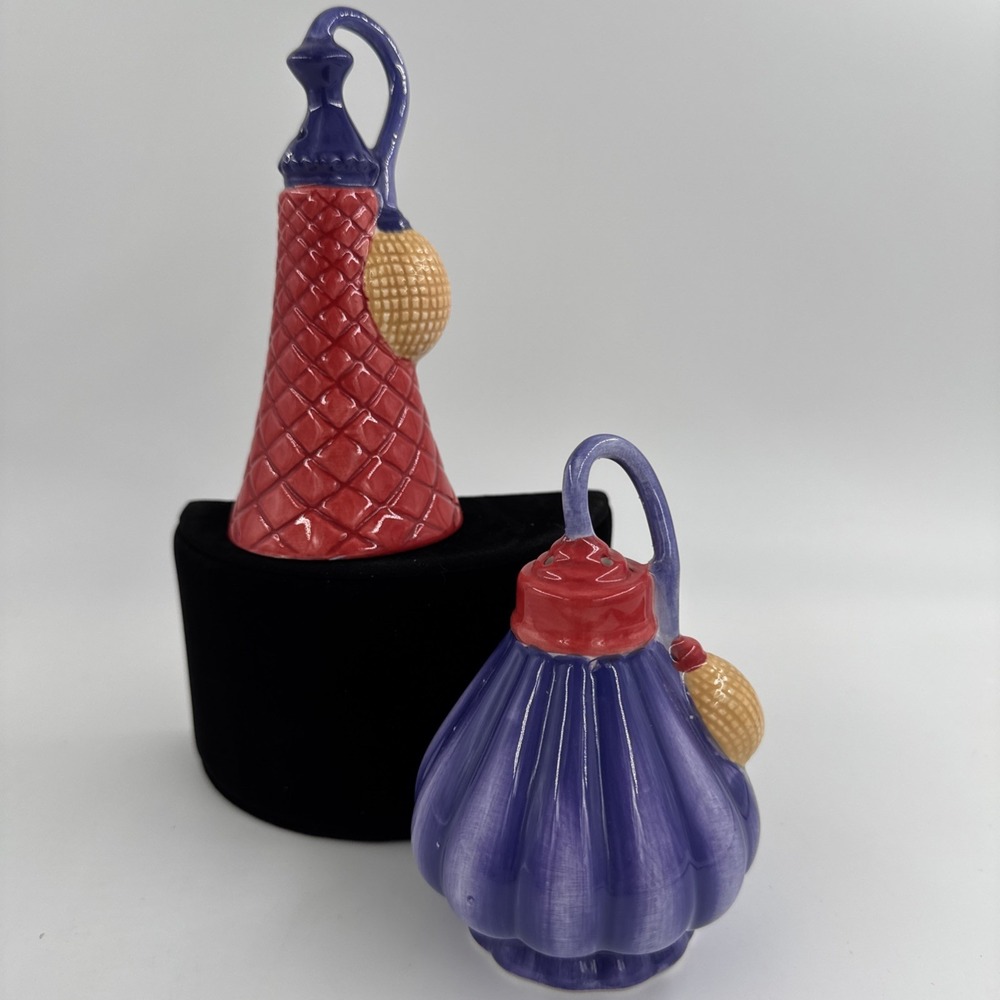 Salt Pepper Shaker Set Ceramic Perfume Bottle‎ Kitchen Table Top Decor VTG Japan
